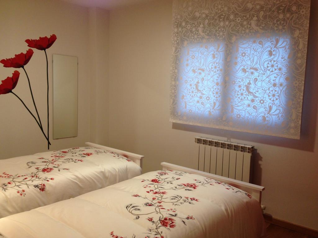 Apartamento Turistico Cigueena De Arguedas Exterior foto